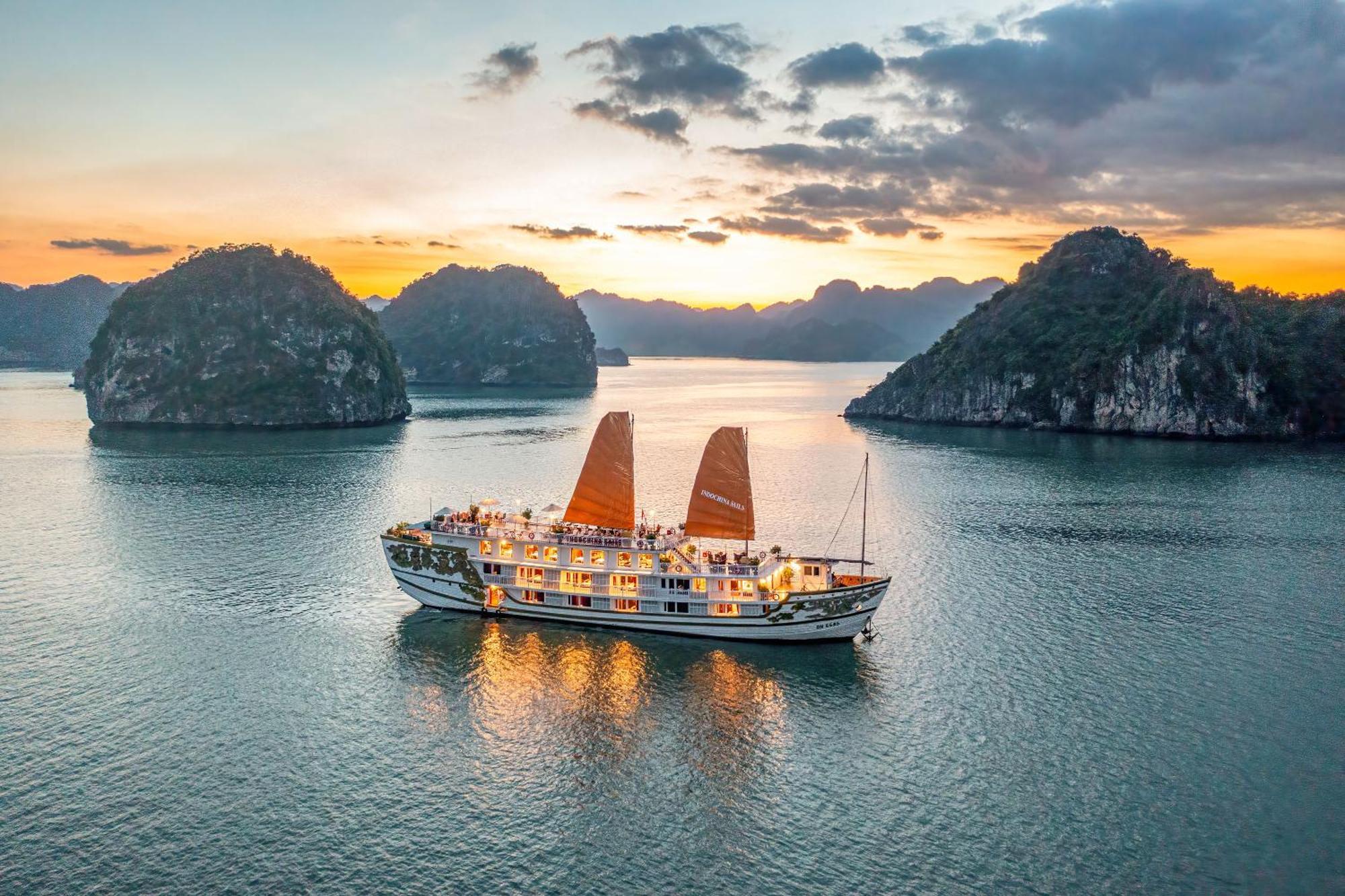 Indochina Sails Ha Long Bay Hotel Exterior foto