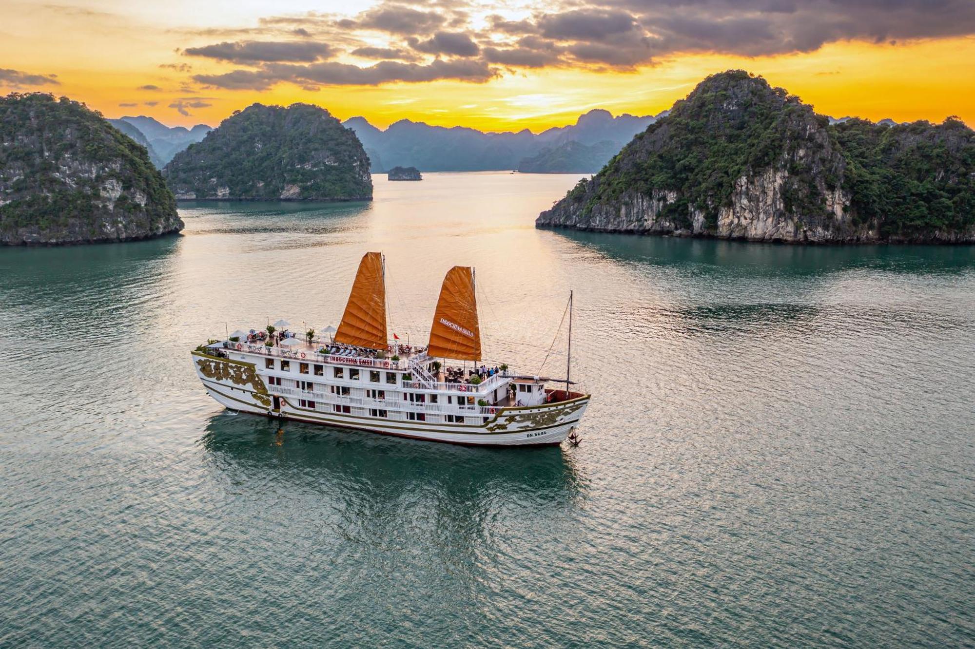 Indochina Sails Ha Long Bay Hotel Exterior foto
